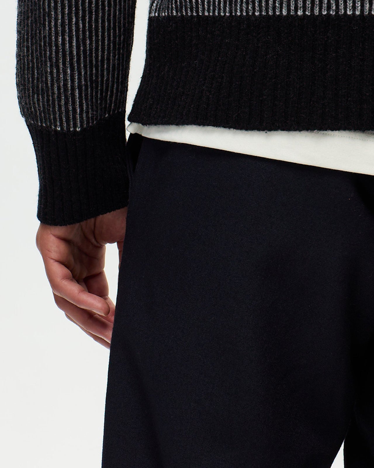 LEONARDO Sweater - Navy/Ecru